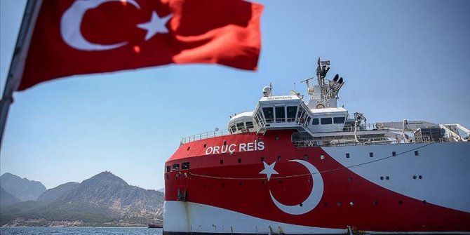 Oruç Reis'in Doğu Akdeniz'deki çalışma süresi 27 Ekim'e kadar uzatıldı