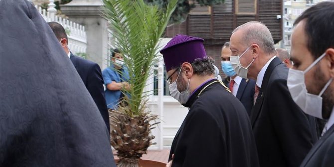 Cumhurbaşkanı Erdoğan, Patrik Sahak Maşalyan ile görüştü