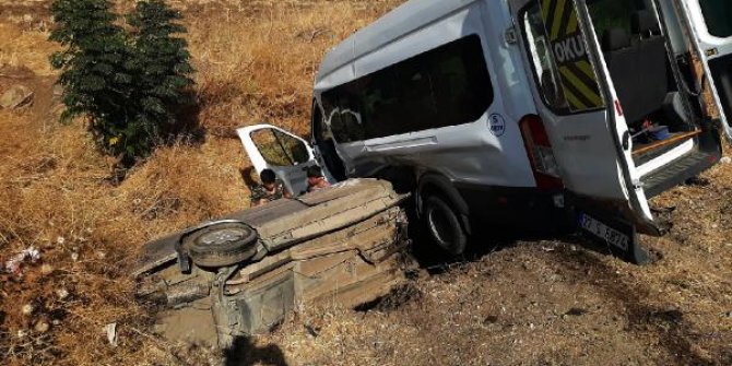 Aynı yerde yarım saat arayla 2 kaza: 7 yaralı