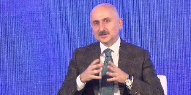 Bakan Karaismailoğlu "Türk Demiryolu Zirvesi"nde demir yolu yatırımlarını değerlendirdi