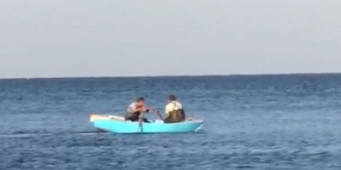 Balık tutmaya çalışırken boğulma tehlikesi geçiren kişiyi balıkçılar kurtardı