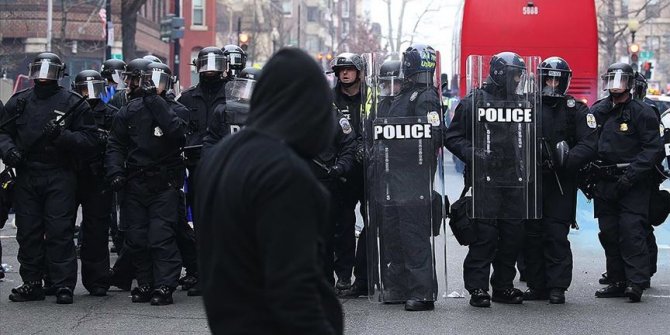New York'ta Trump destekçileriyle karşıtları arasında arbede yaşandı