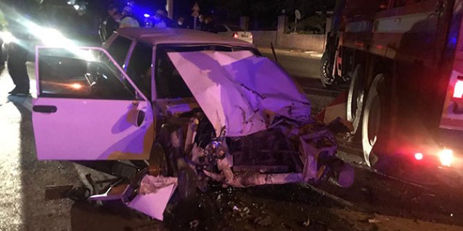 Polisin 'dur' ihtarına uymayan otomobilin sürücüsü kaza yaptı, öldü