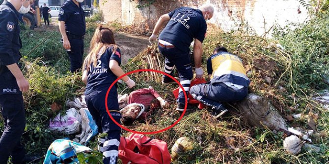Otların arasında uyuyan alkollüyü fark etmediler, üzerine kepçeyle toprak attılar