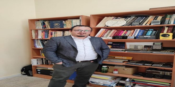 Doç. Dr. Dervişoğlu'ndan Ay'da bulunan suyla ilgili açıklama