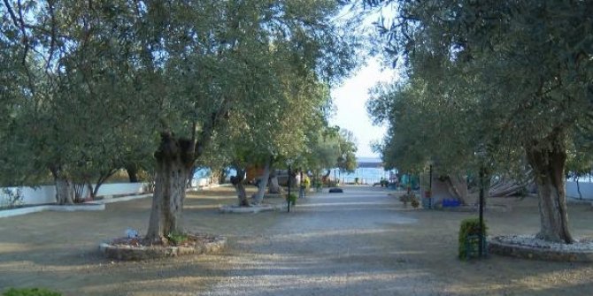 Assos'ta Cumhuriyet bayramı öncesi işletmeciler hazırlıkları tamamladı