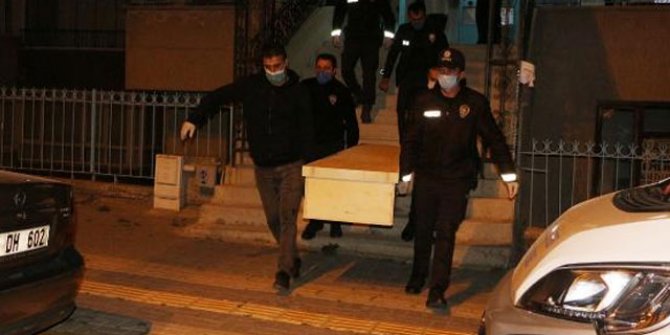 Bir ay önce boşandığı eşini tabancayla öldürdü