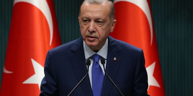 Erdoğan: Zaferlerle dolu şanlı mazimizden cesaret alarak birlik beraberlik ve kardeşlik içinde yürümeye devam edeceğiz