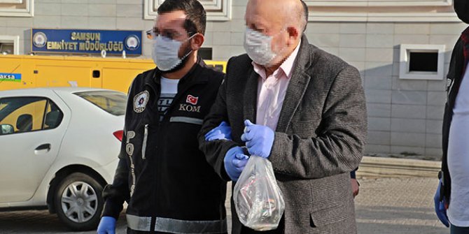 Tavuk kümesinden çok sayıda tabanca çıktı, 'Oraya kim koydu bilmiyorum' dedi