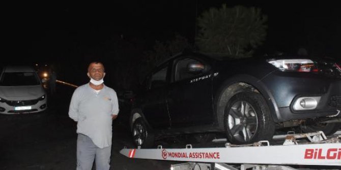 Tsunami nedeniyle büyük hasar oluşan Sığacık'ta ekiplerin çalışması sürüyor