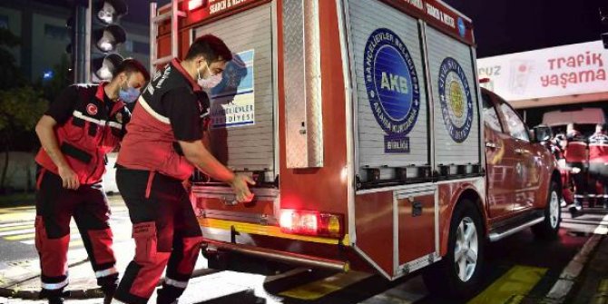 Bahçelievler Belediyesi Deprem Arama Kurtarma Birliği İzmir’e hareket etti