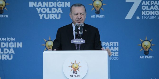 Cumhurbaşkanı Erdoğan: İzmirli kardeşlerimizin yaralarını soğuklar bastırmadan sarmakta kararlıyız