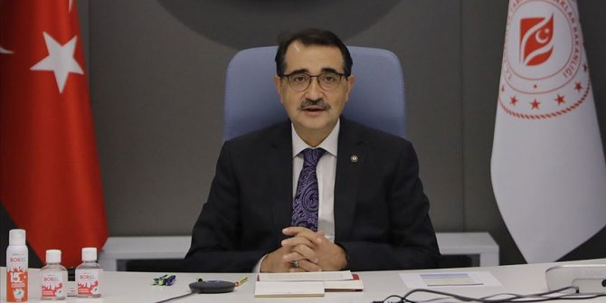 Bakan Dönmez: İzmir'de dün gece itibarıyla tüm şebekemize doğal gaz verdik