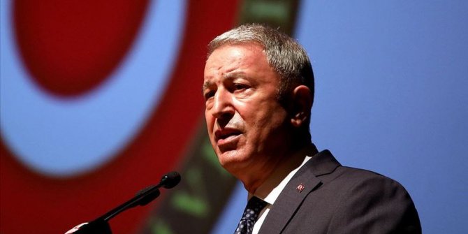 Bakan Akar: Charlie Hebdo karikatürü terörün mizaha dönüşmüş şeklidir
