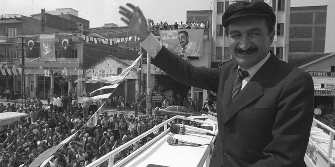 'Karaoğlan'ın vefatının üzerinden 14 yıl geçti