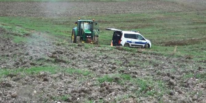 Büyükçekmece'de tarlada erkek cesedi bulundu