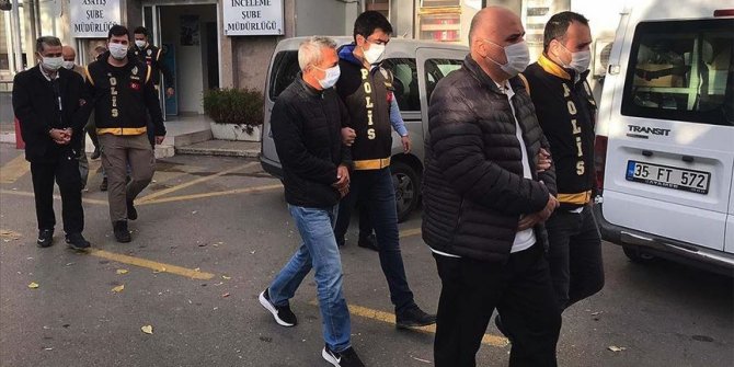 İzmir'deki depremde yıkılan binalarla ilgili gözaltına alınan 9 şüpheli adliyede