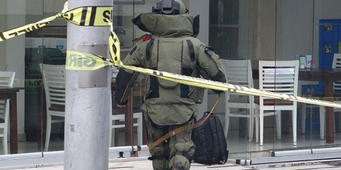 Sahipsiz çanta polisi harekete geçirdi, vatandaşlar görüntü çekme yarışına girdi