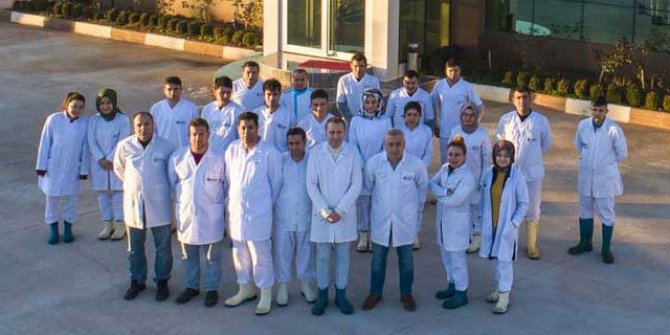 Elindeki sütü satamayınca fabrika açtı