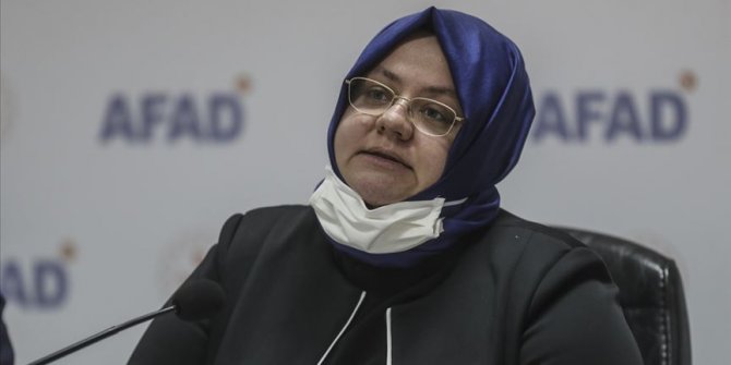 Aile, Çalışma ve Sosyal Hizmetler Bakanı Selçuk: İzmir'e bugün 10 milyon lira daha kaynak aktarıldı