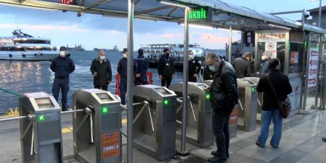 İstanbul Boğazı'ndaki yolcu teknelerine koronavirüs denetimi
