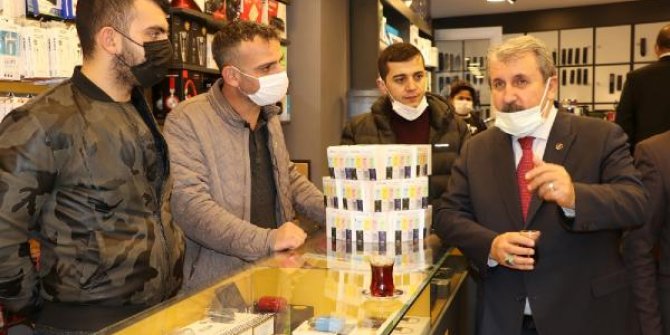Destici: Fransa’da polis baskınları tamamen siyasi