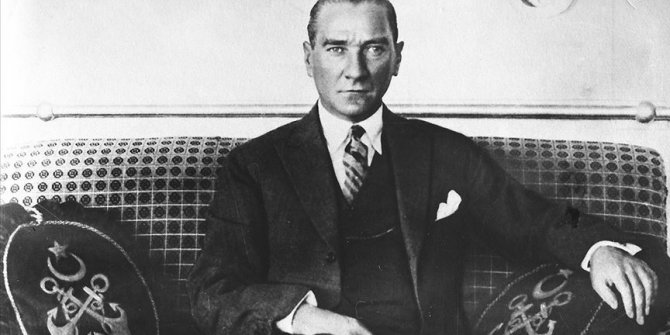 Büyük Önder Atatürk'ün ebediyete intikalinin 82'nci yılı