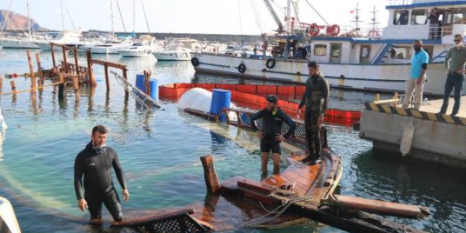 Alanya'da batan tur teknesi sudan çıkarıldı