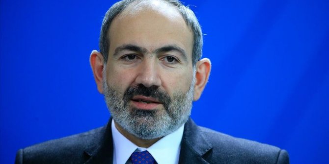 Ermenistan Başbakanı Paşinyan, ordunun zayıflaması üzerine anlaşmayı imzaladığını açıkladı