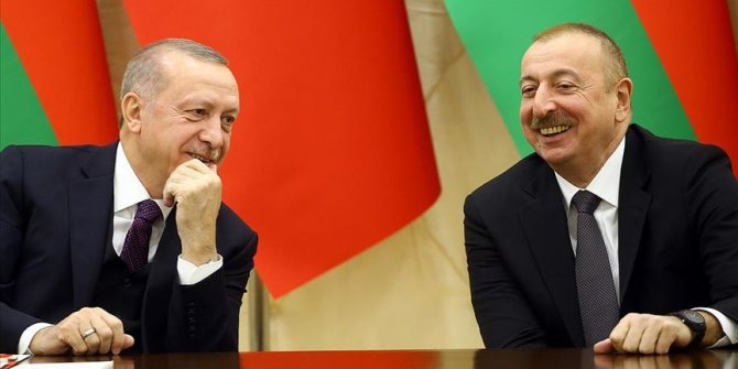Cumhurbaşkanı Erdoğan Azerbaycan Cumhurbaşkanı Aliyev'i kutladı