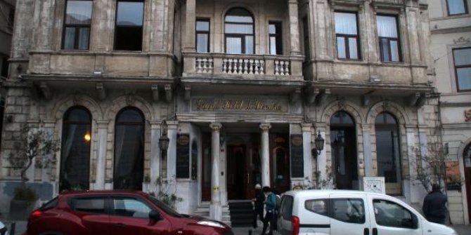 Beyoğlu'nda bir kadın otel odasında ölü bulundu