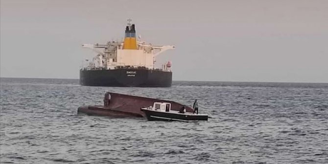 Yunanistan bayraklı bir tanker ile Türk bayraklı balık avlama teknesi çarpıştı: 5 kişi kayıp