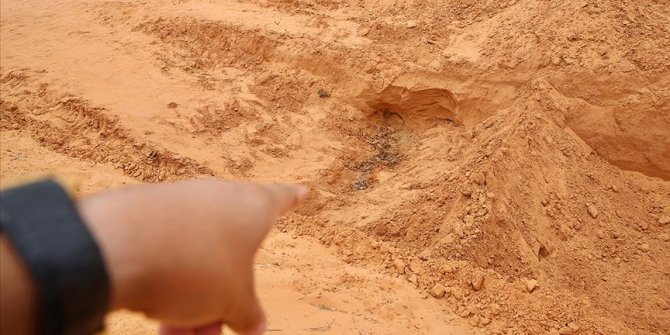 Sudan'da Beşir dönemine ait olduğu değerlendirilen toplu mezarlar bulundu