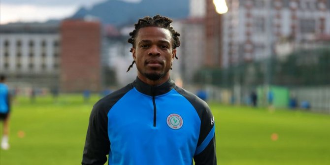 Çaykur Rizespor'un golcüsü Remy koronavirüs testinin pozitif çıktığını açıkladı