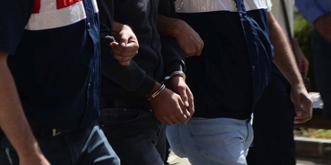Şanlıurfa merkezli 3 ilde düzenlenen DEAŞ operasyonunda 24 şüpheli gözaltına alındı