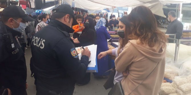 Ataşehir'de semt pazarında maske ve sigara denetimi