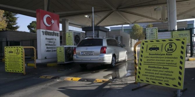 Bulgaristan'dan gelenler Edirne'deki koronavirüs önlemlerine hayran kaldı