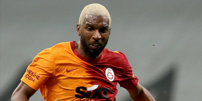 Kovid-19 testi pozitif çıkan Galatasaraylı futbolcu Babel Hollanda'da kalacak