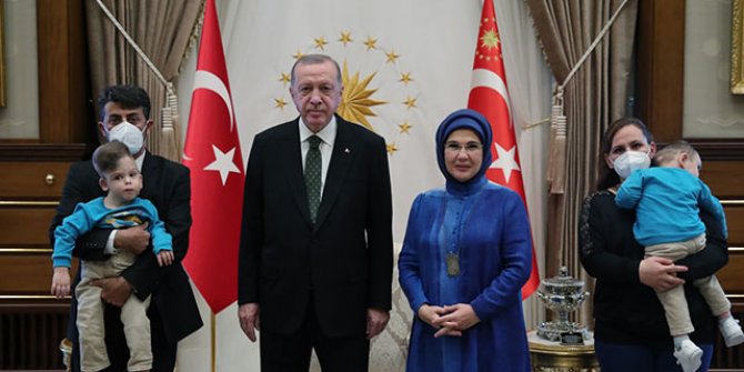Cumhurbaşkanı Erdoğan, siyam ikizlerini kabul etti