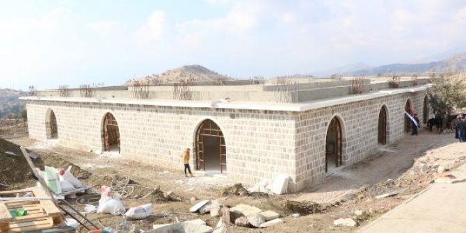 Şırnak'ta teröristlerin yıktığı kasır, yeniden inşa edildi