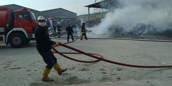 Çorum'da yumurta viyolü fabrikasında yangın