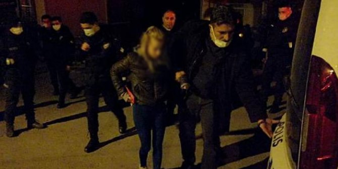 Tartıştığı kocasını sırtından bıçakladı 