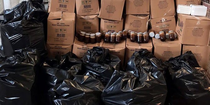 Adana’da 1 ton 28 gram cinsel içerikli sahte macun ele geçirildi