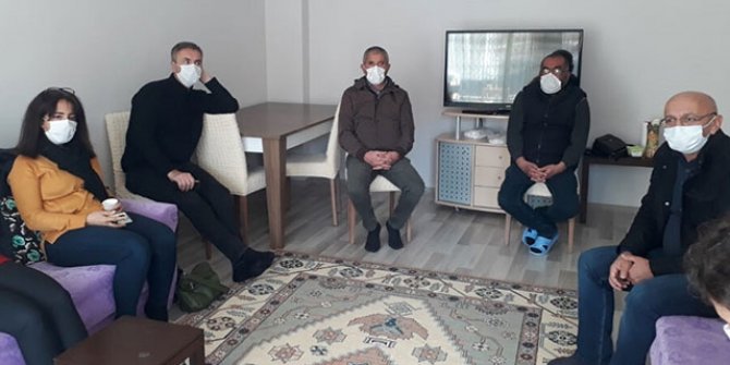HDP'li milletvekilinden, öldürülen PKK'lı teröristin ailesine taziye ziyareti