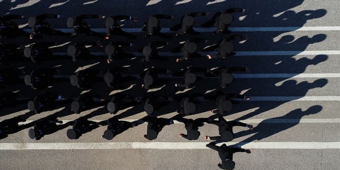 TSK'dan FETÖ ile mücadele kapsamında 5 bin 587 personel ihraç edildi