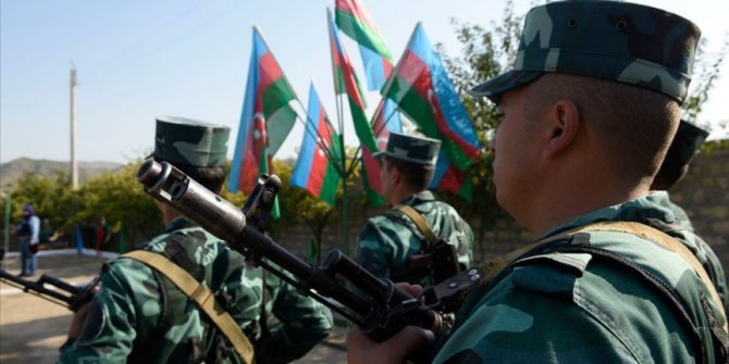 Azerbaycan ordusu 27 yıldır işgal altında bulunan Ağdam'a girdi