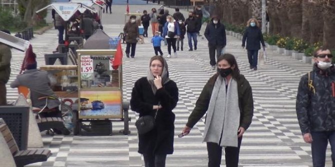 Silivri Sahili'nde koronavirüs önlemleri hiçe sayılıyor