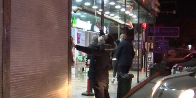 Ankara'da kısıtlama kararıyla esnaf kepenk kapattı