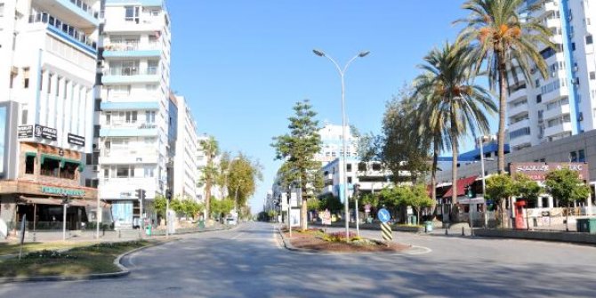 Yasaklar yanlış anlaşılınca sokaklar boş kaldı