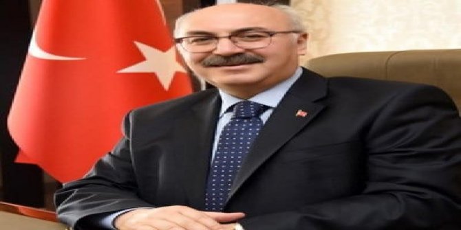 İzmir Valisi Köşger'in koronavirüs testi pozitif çıktı